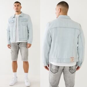 NWT True Religion "Jesse SN Trucker Jacket" Light Wash Blue Denim | Men's Size M